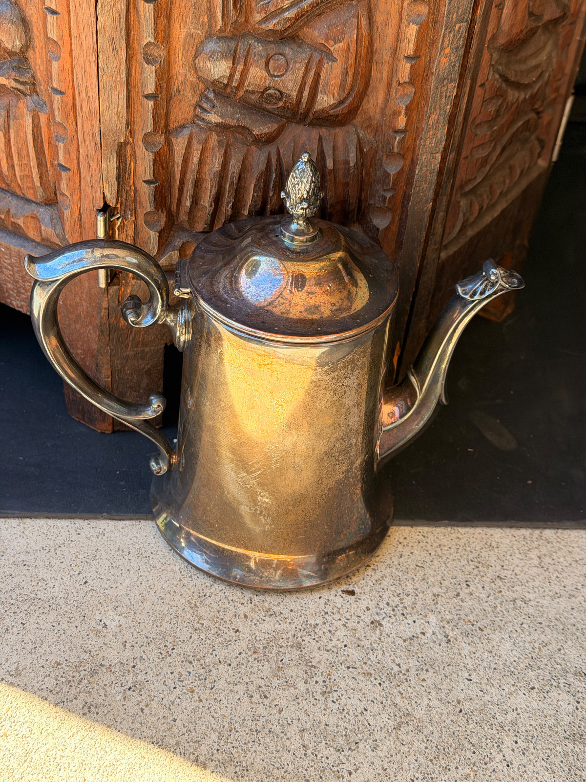 Vintage E.P.C. Lynn Silver Plate Coffee Pot Hinged Lid Pinecone Finial 8.4in