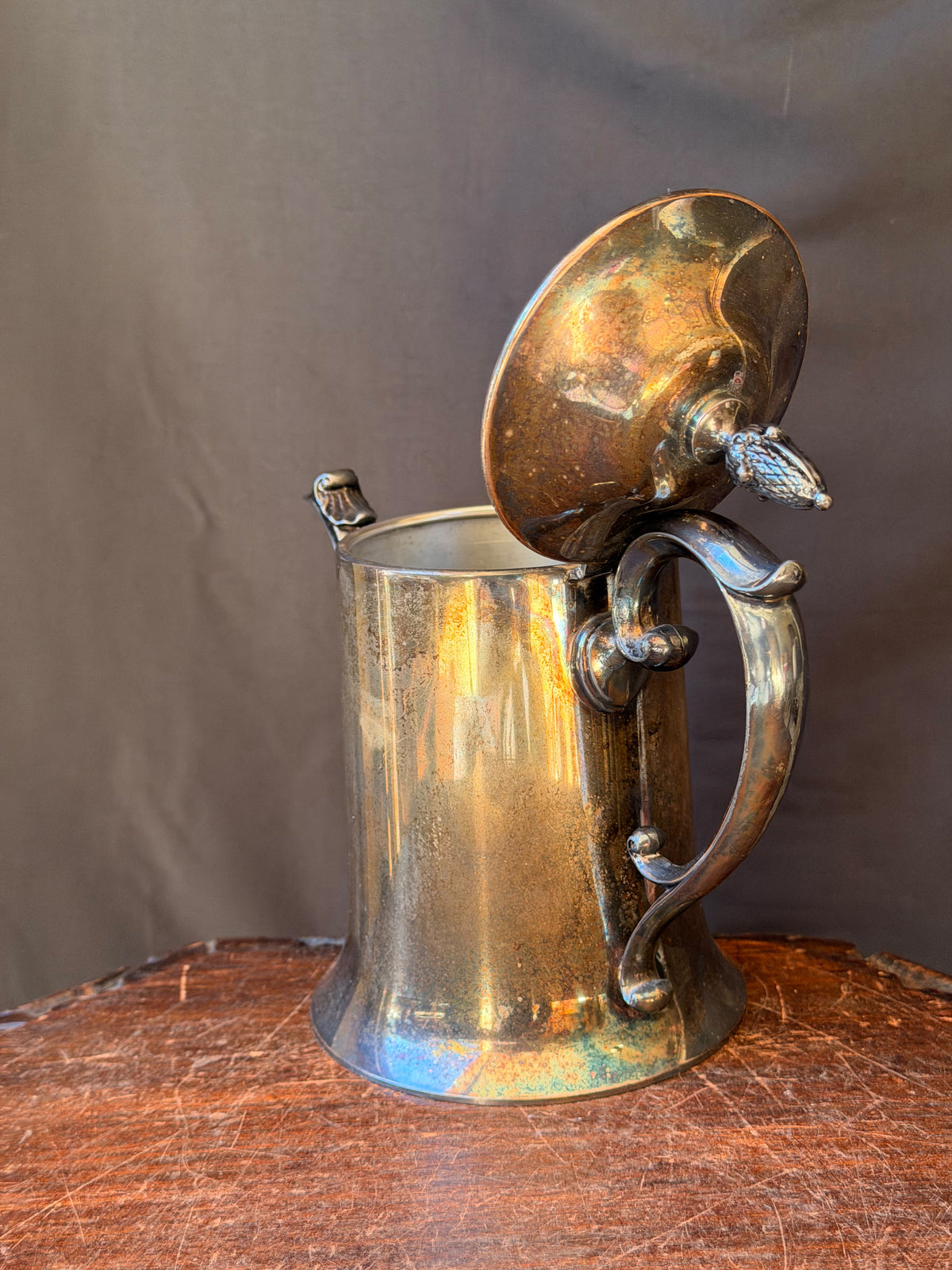 Vintage E.P.C. Lynn Silver Plate Coffee Pot Hinged Lid Pinecone Finial 8.4in