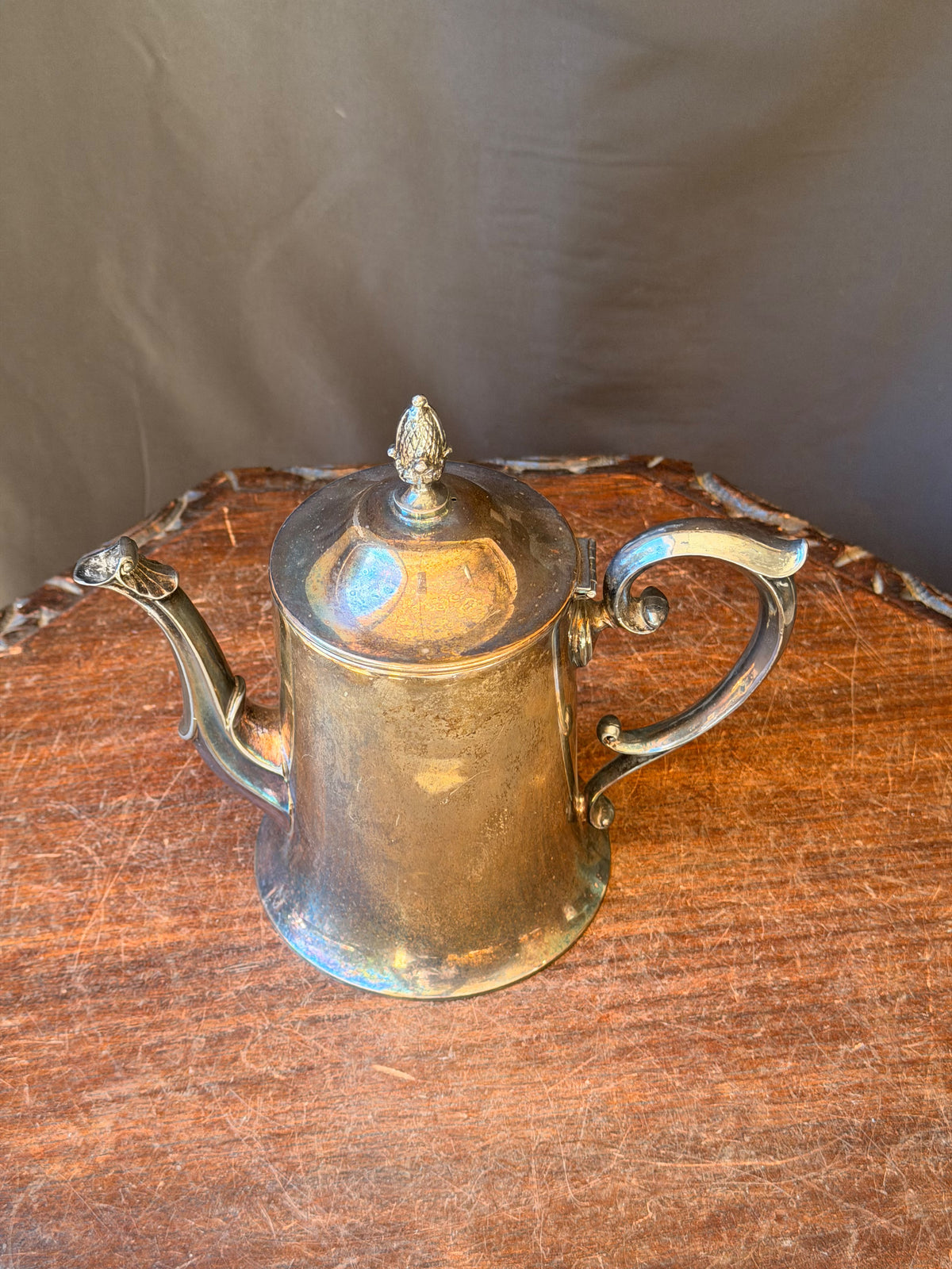 Vintage E.P.C. Lynn Silver Plate Coffee Pot Hinged Lid Pinecone Finial 8.4in