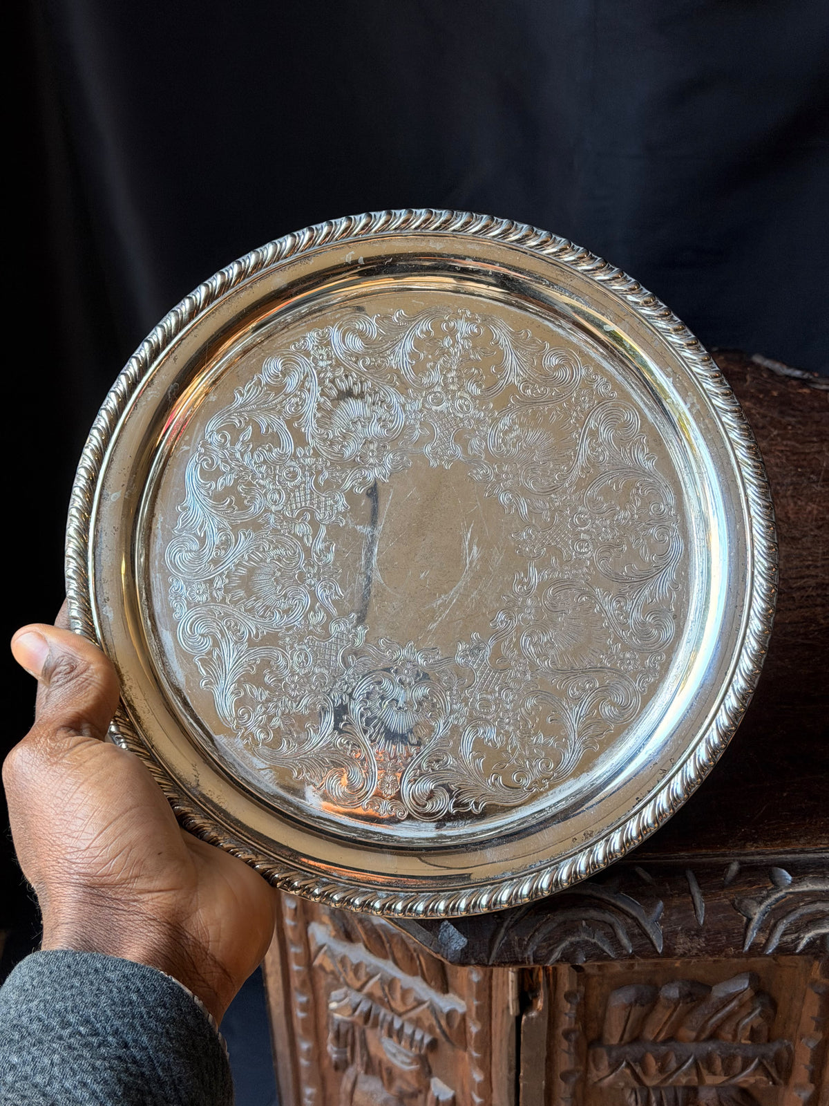 Vintage International Silver Co Silverplate Chased Round Tray Gadroon Rim 10.4"