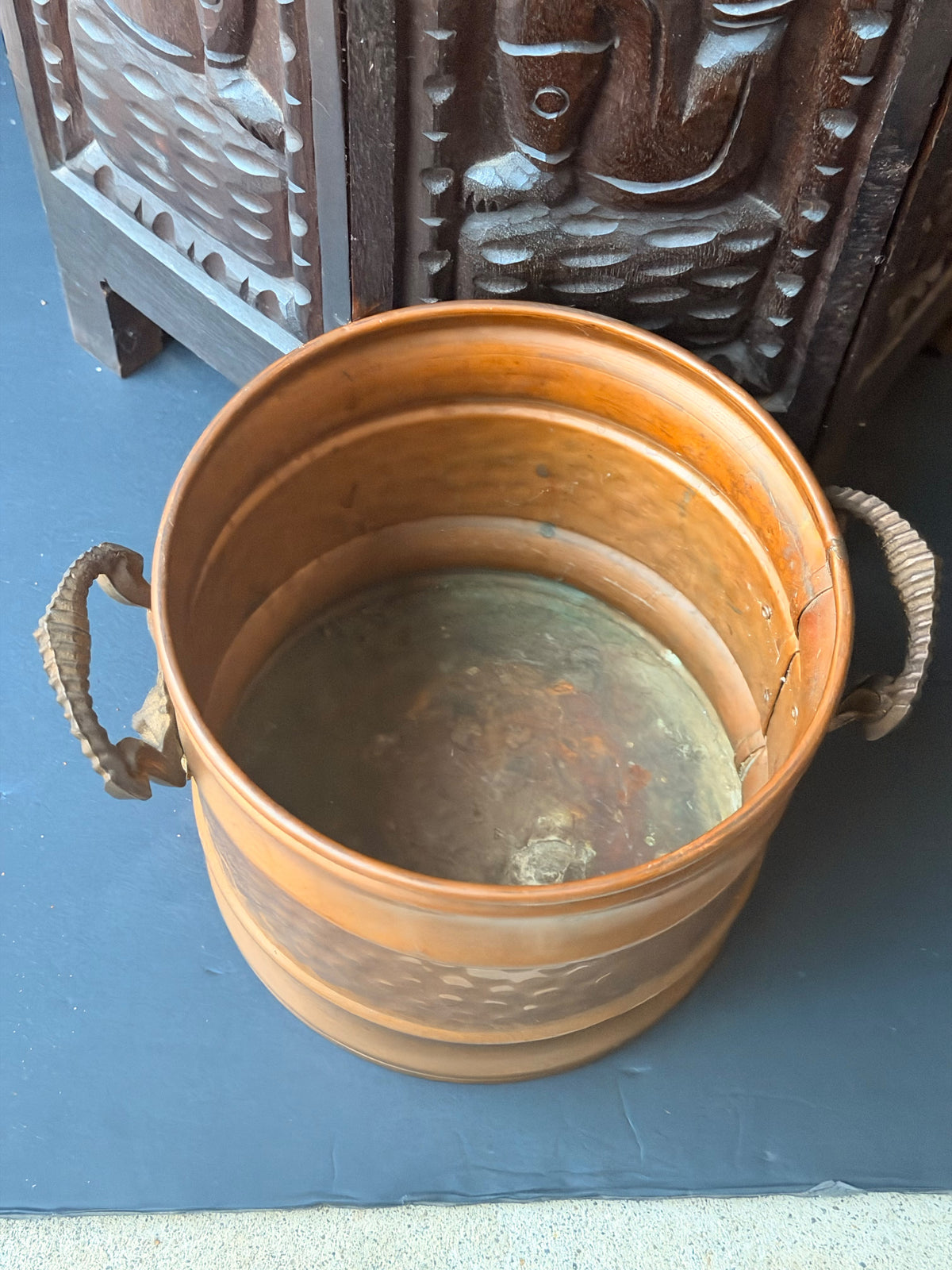 Vintage Hammered Copper Planter Cachepot Brass Satyr Mask Ram Horn Handles 10"