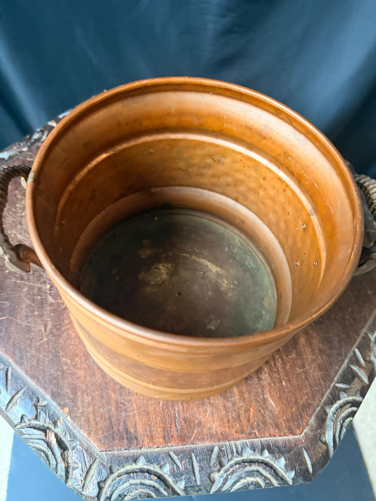 Vintage Hammered Copper Planter Cachepot Brass Satyr Mask Ram Horn Handles 10"