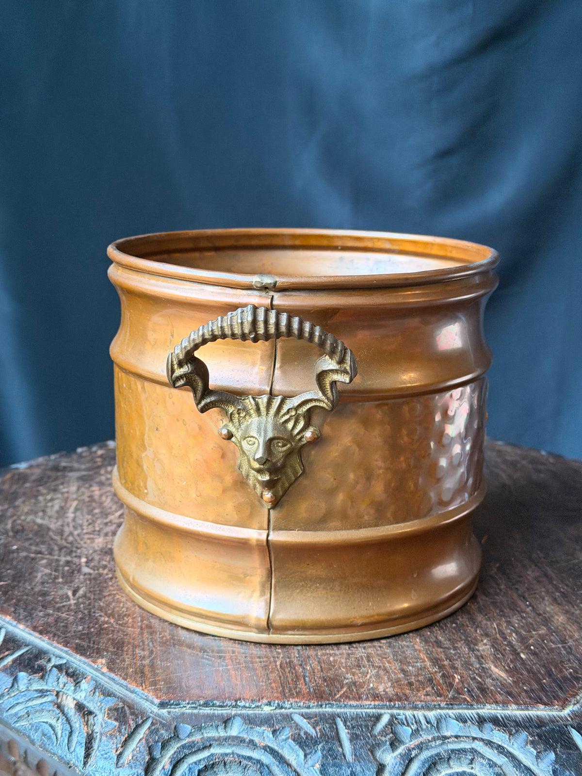 Vintage Hammered Copper Planter Cachepot Brass Satyr Mask Ram Horn Handles 10"