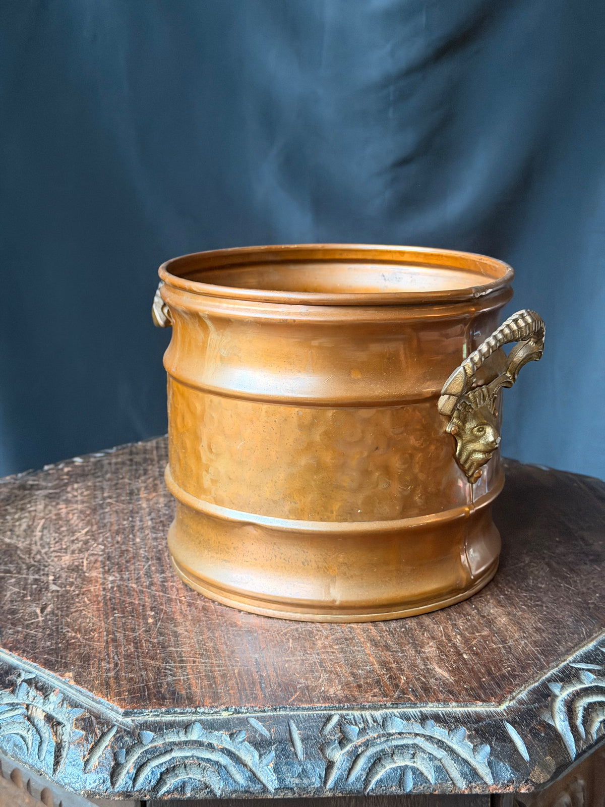 Vintage Hammered Copper Planter Cachepot Brass Satyr Mask Ram Horn Handles 10"