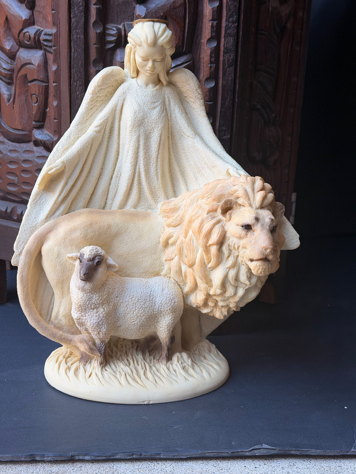 Vintage 1992 United Design Angel Lion & Lamb Figurine AA-020 Limited Edition 12"