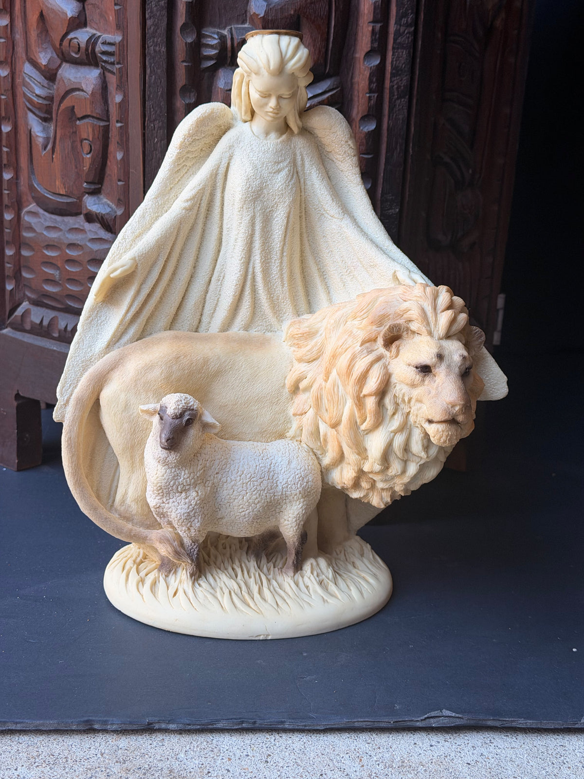 Vintage 1992 United Design Angel Lion & Lamb Figurine AA-020 Limited Edition 12"