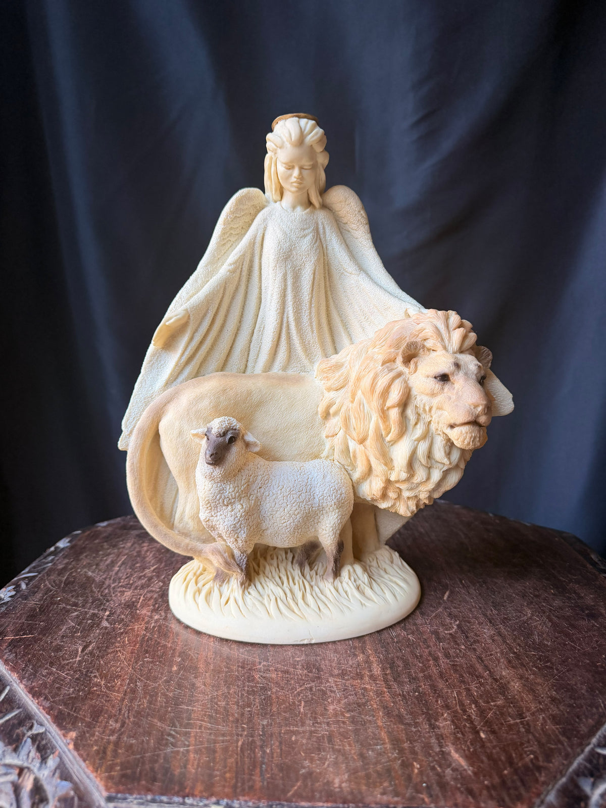 Vintage 1992 United Design Angel Lion & Lamb Figurine AA-020 Limited Edition 12"