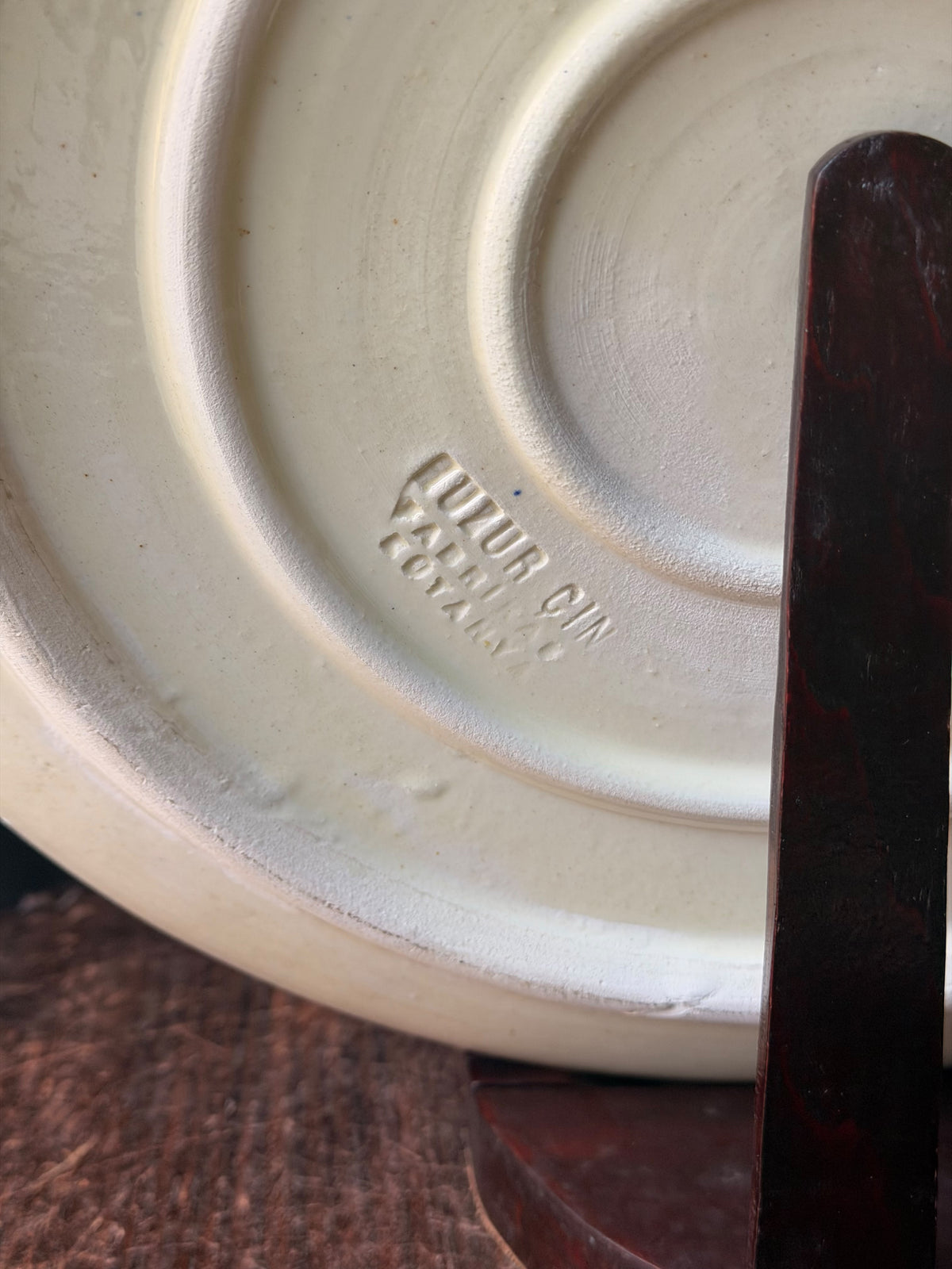 Vintage Turkish Kutahya Pottery Islamic Calligraphy Charger Plate w/ Stand 12.5"