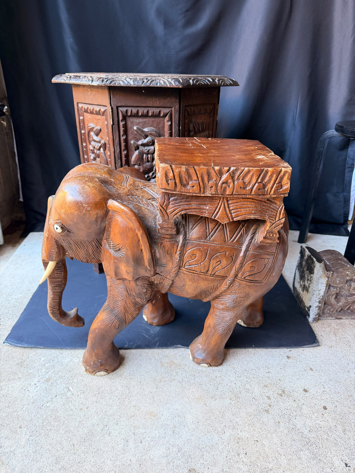 Vintage Thai Hand Carved Wood Elephant Plant Stand Side Table Stool 18 in