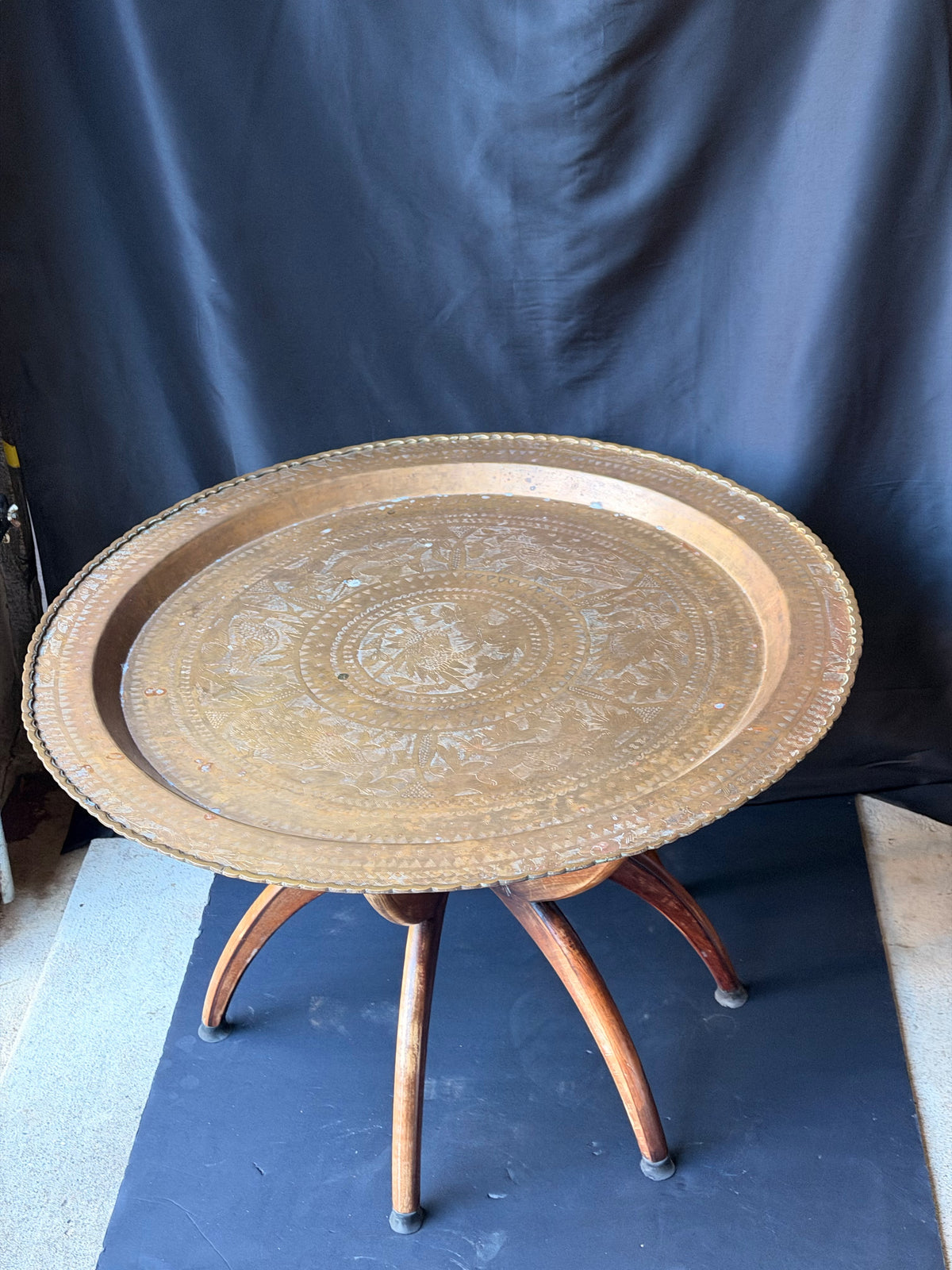 Mid Century Asian Engraved Brass Tray Table Folding Spider Leg Base Birds 30 in