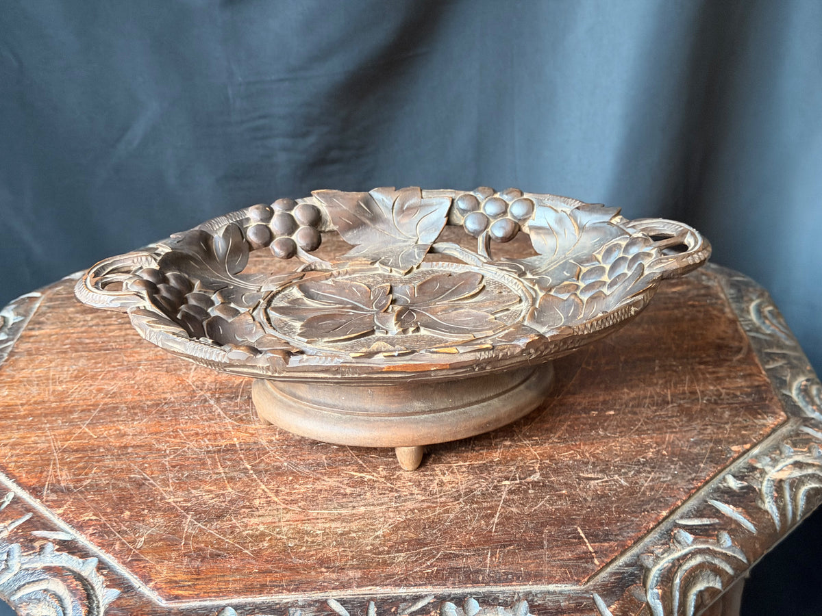 Vintage Carved Wood Musical Fruit Bowl Grape Vine Leaf Music Box As Is 12 in