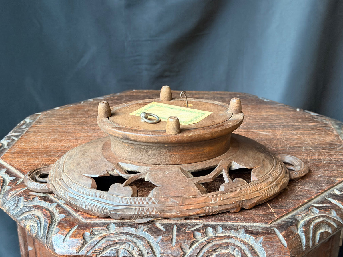 Vintage Carved Wood Musical Fruit Bowl Grape Vine Leaf Music Box As Is 12 in