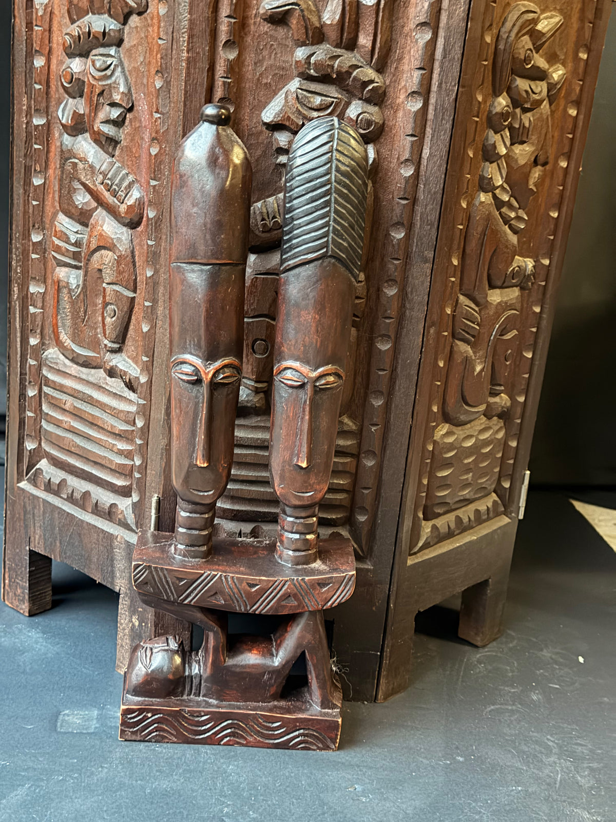 Vintage Akan Ghana Hand Carved Wood Two Heads on Stool Caryatid Sculpture 15 in