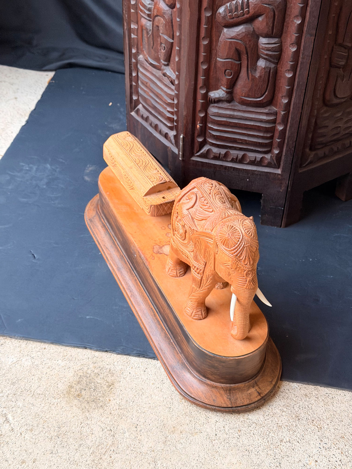 Vintage Indian Mysore Hand Carved Elephant Pulling Log Sculpture on Base 17.6 in