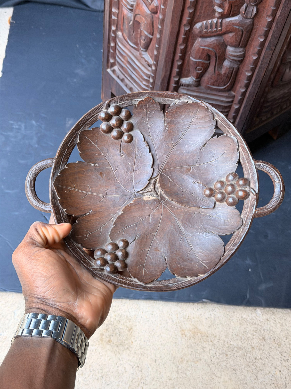 Vintage Hand Carved Wood Musical Fruit Bowl Grape Leaf Music Box Works 11 in