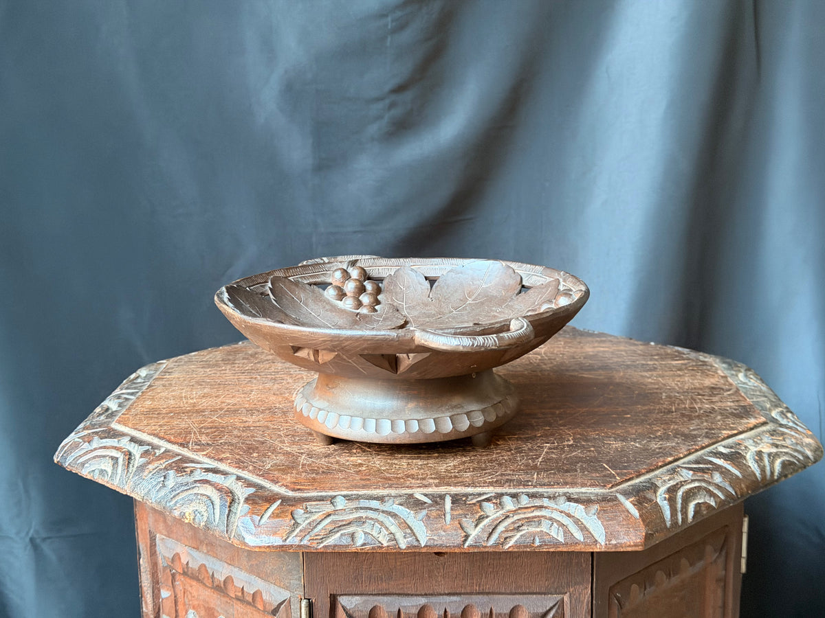 Vintage Hand Carved Wood Musical Fruit Bowl Grape Leaf Music Box Works 11 in