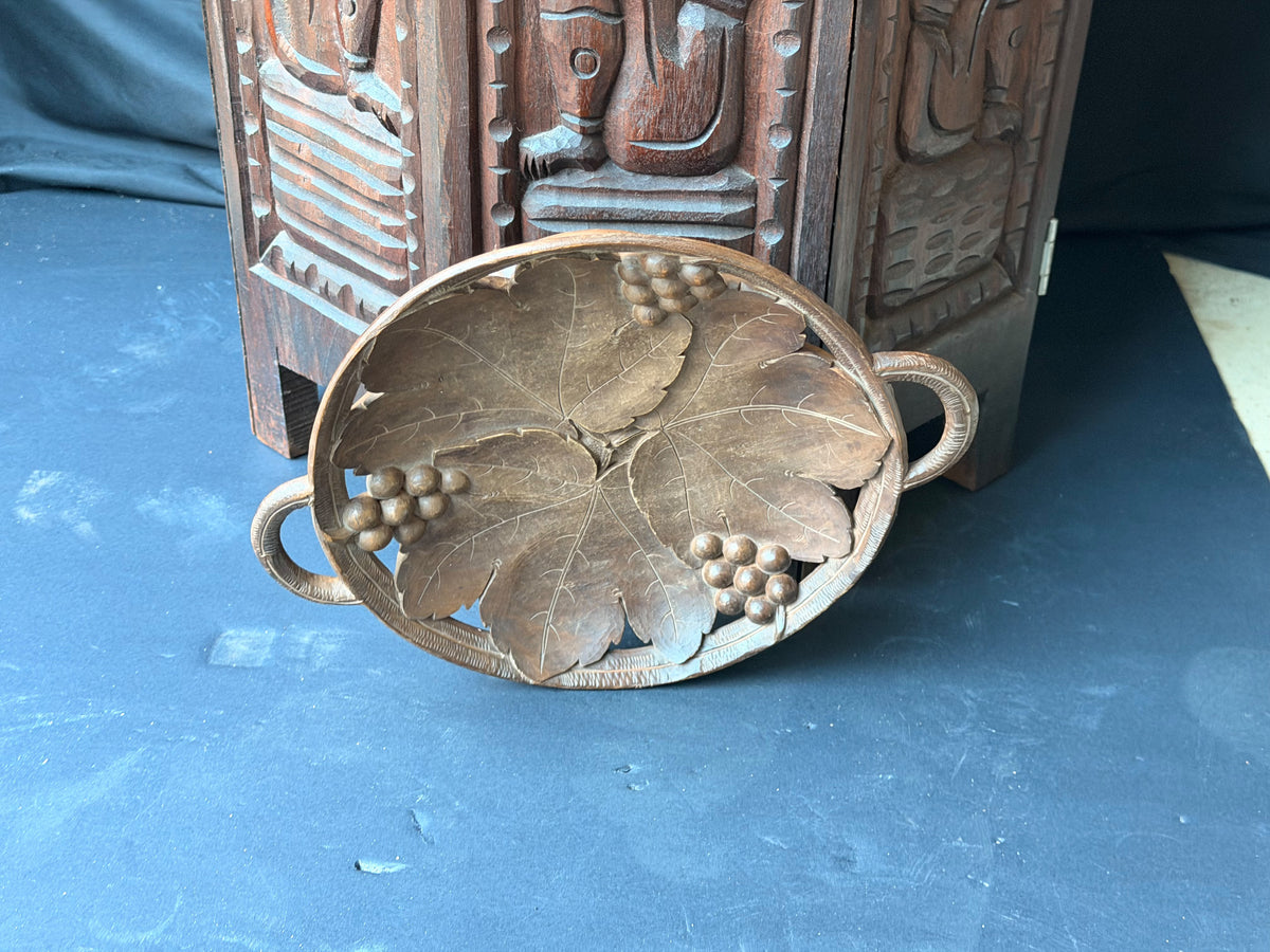 Vintage Hand Carved Wood Musical Fruit Bowl Grape Leaves Music Box Works 11 in