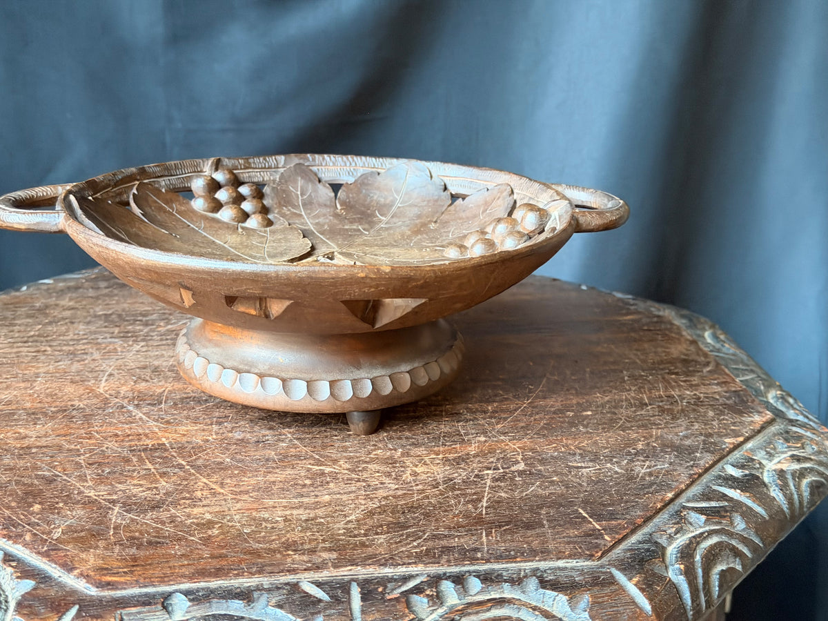 Vintage Hand Carved Wood Musical Fruit Bowl Grape Leaves Music Box Works 11 in