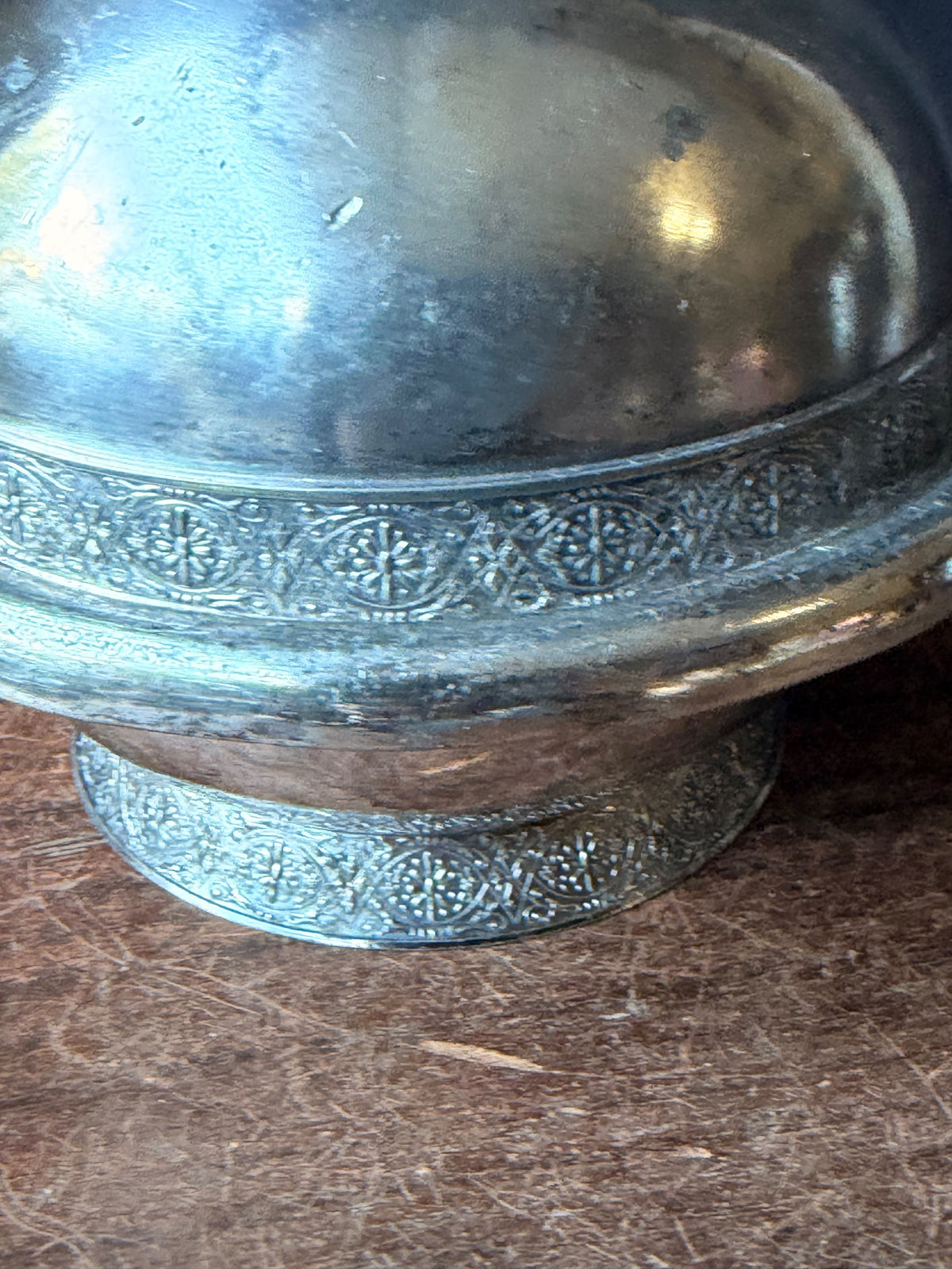 Victorian Meriden Silverplate Domed Butter Dish Knife Rest Pattern 2314 9 Inch