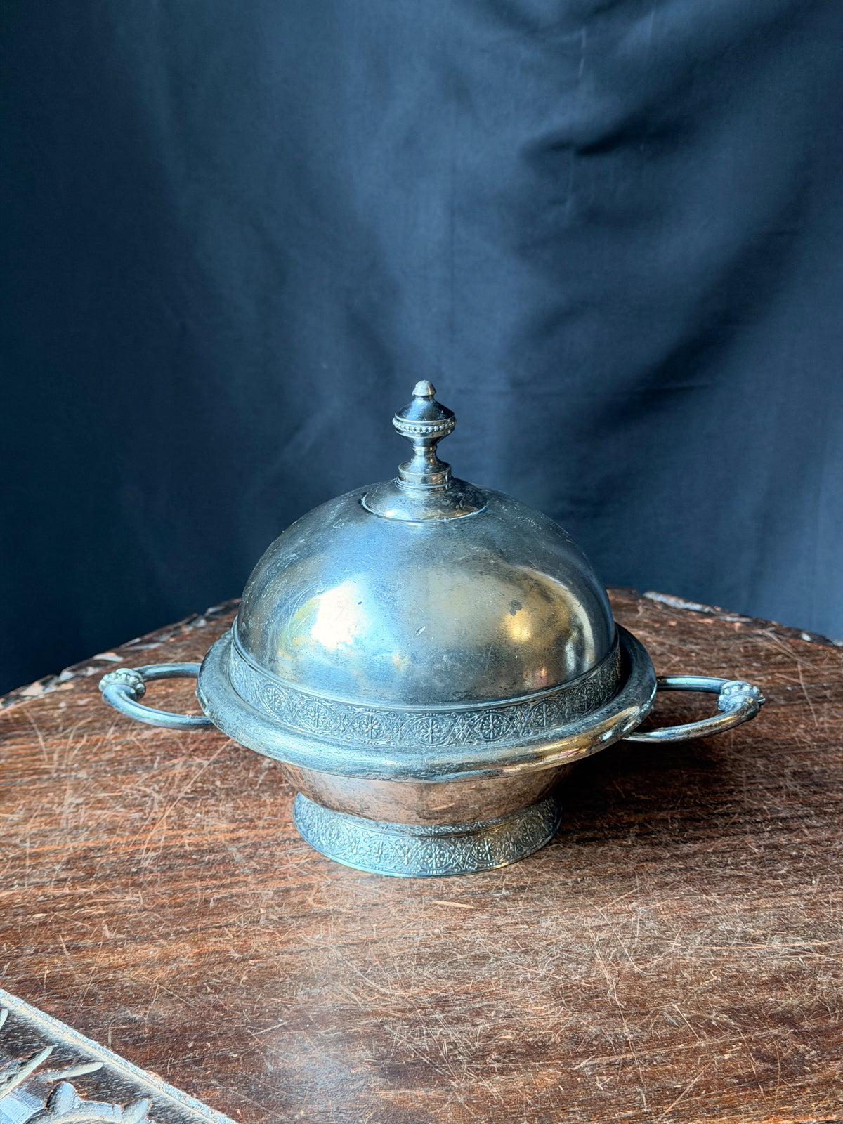 Victorian Meriden Silverplate Domed Butter Dish Knife Rest Pattern 2314 9 Inch