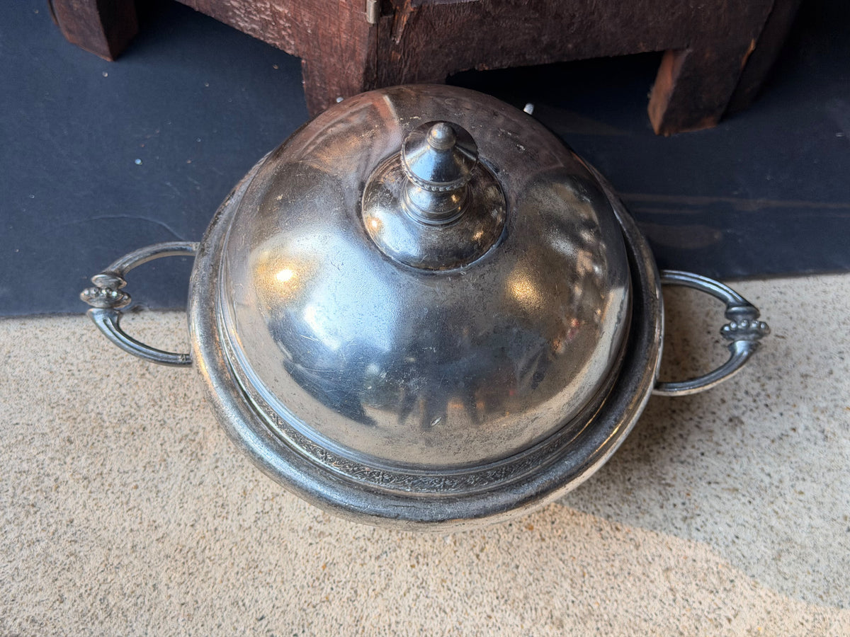 Victorian Meriden Silverplate Domed Butter Dish Knife Rest Pattern 2314 9 Inch