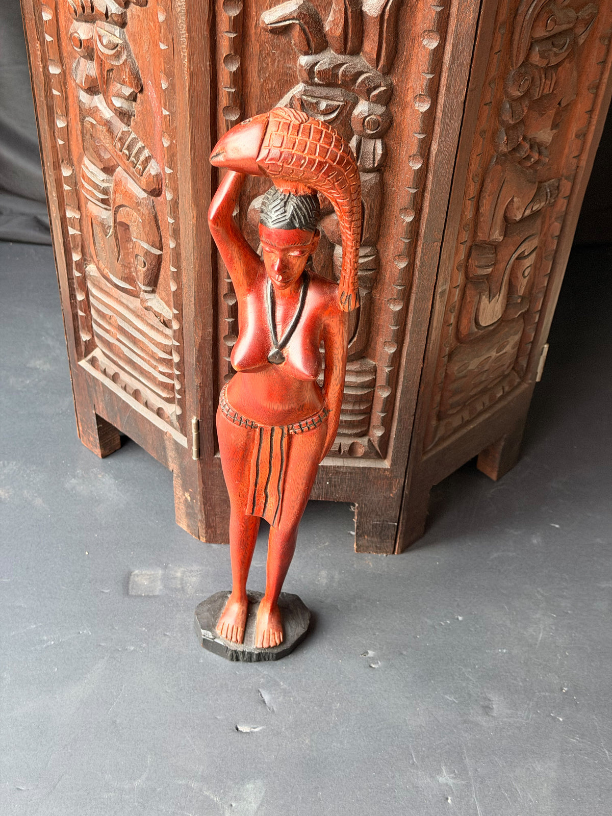 Vintage African Hand Carved Wood Woman Carrying Fish Statue Figure 17in