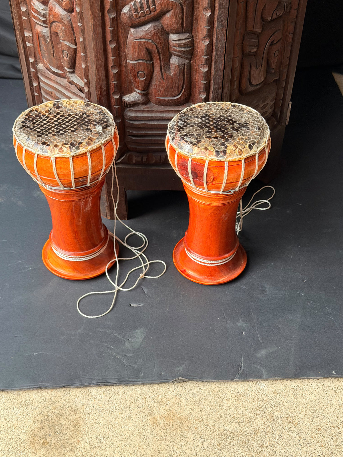 Thai Thon Goblet Hand Drums Pair Python Skin Heads Wood 9in