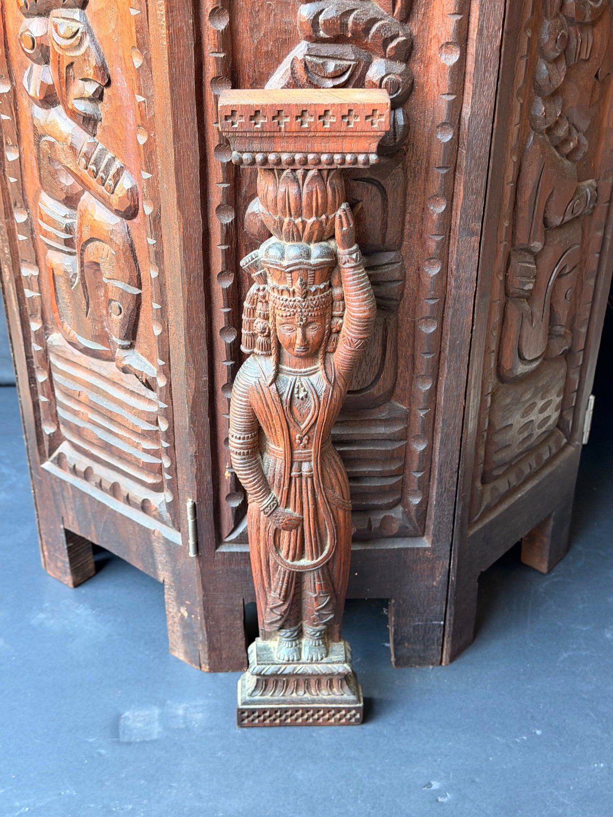 Vintage Indian Carved Wood Female Figure Architectural Bracket Pilaster 15 in
