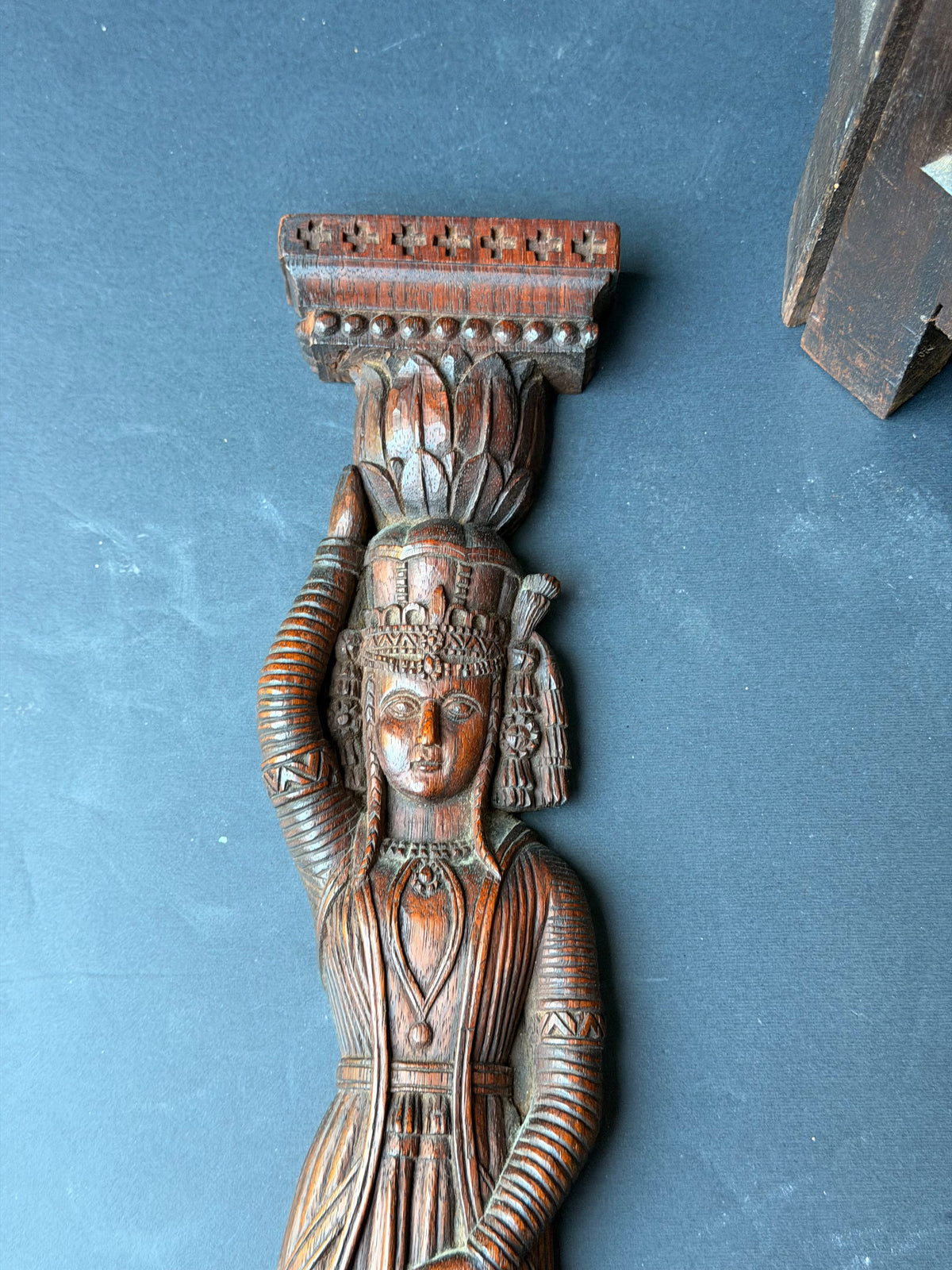Vintage Indian Carved Wood Female Figure Architectural Bracket Pilaster 15 in