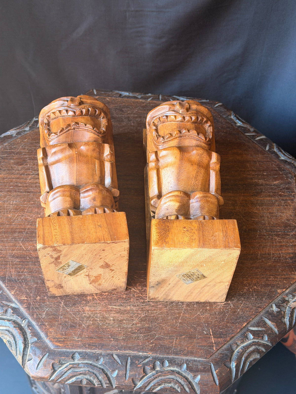 Vintage Mike's Monkeypod Hawaiian Carved Wood Tiki Bookends Pair Honolulu 10 in