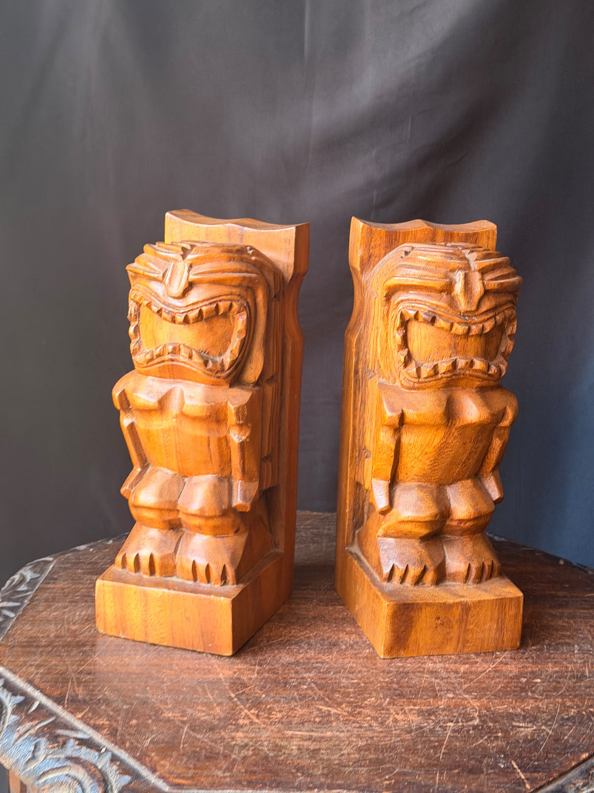 Vintage Mike's Monkeypod Hawaiian Carved Wood Tiki Bookends Pair Honolulu 10 in