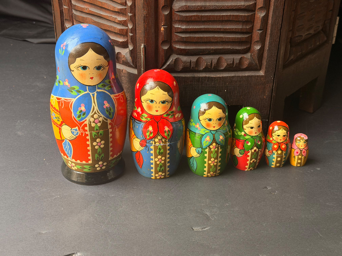 Vintage Slavic Folk Art Wood Nesting Dolls Matryoshka Babushka 6 Pc 7 in