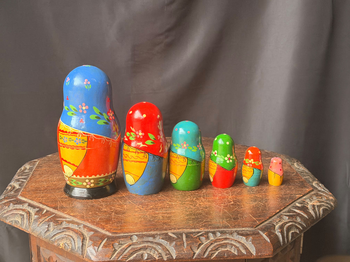 Vintage Slavic Folk Art Wood Nesting Dolls Matryoshka Babushka 6 Pc 7 in