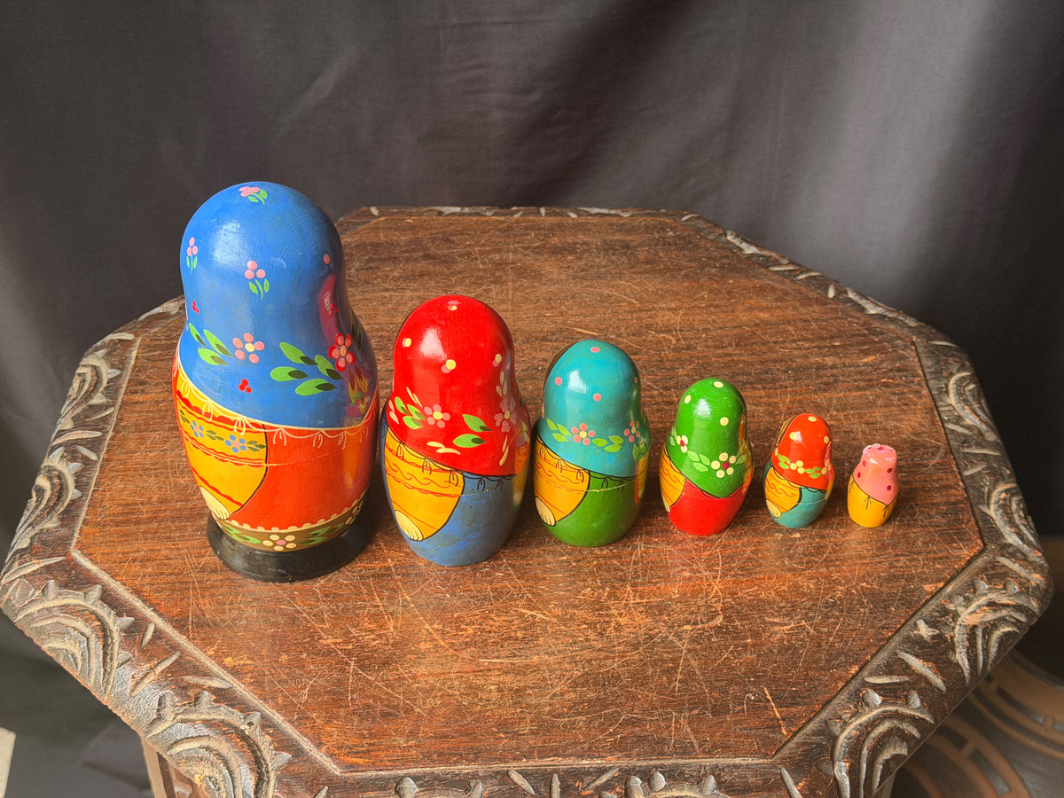 Vintage Slavic Folk Art Wood Nesting Dolls Matryoshka Babushka 6 Pc 7 in