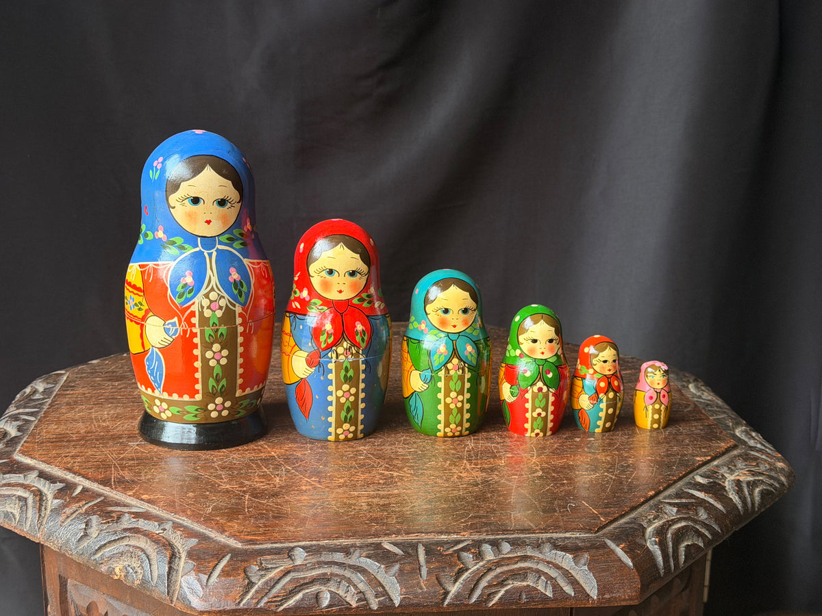 Vintage Slavic Folk Art Wood Nesting Dolls Matryoshka Babushka 6 Pc 7 in