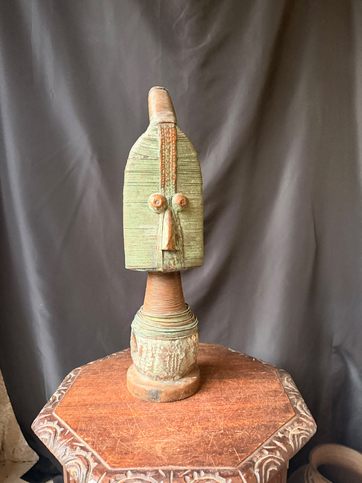 Kota Mahongwe Reliquary Guardian Figure Copper Wire Wood Gabon African Art 22 in
