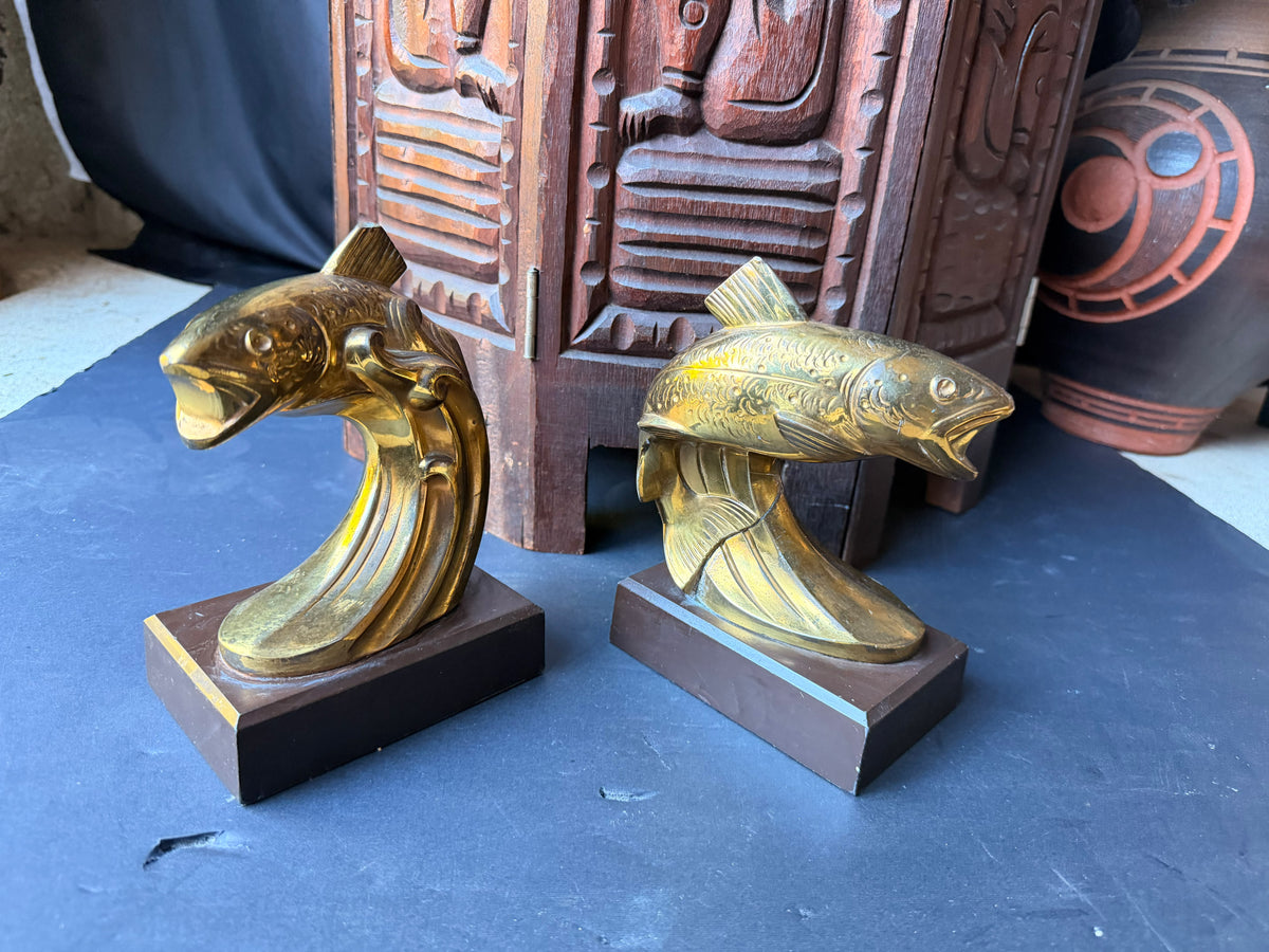 PMC Philadelphia Leaping Fish Bookends Pair Trout Gold Tone Cast Metal 6.5 in