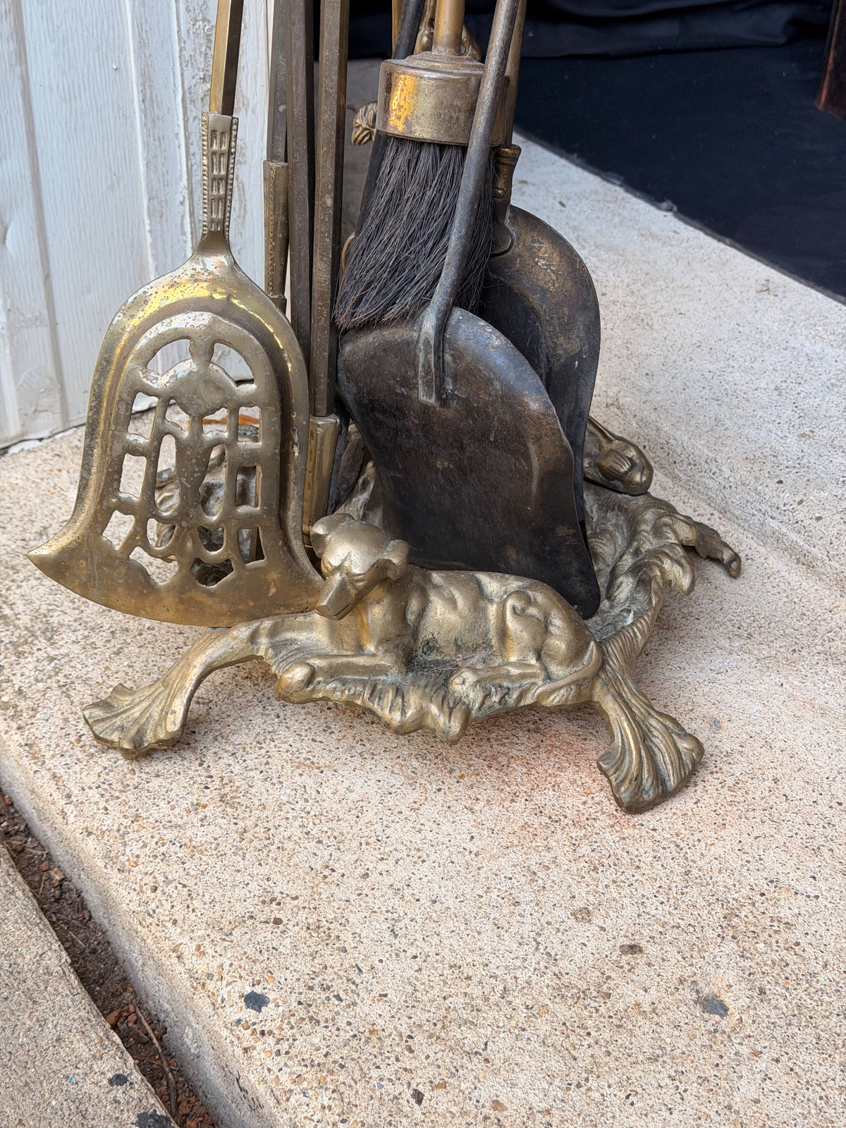 Ornate Brass Fireplace Tool Set Hunting Dog Stand 8 Pc Hearth Companion 21.5 in