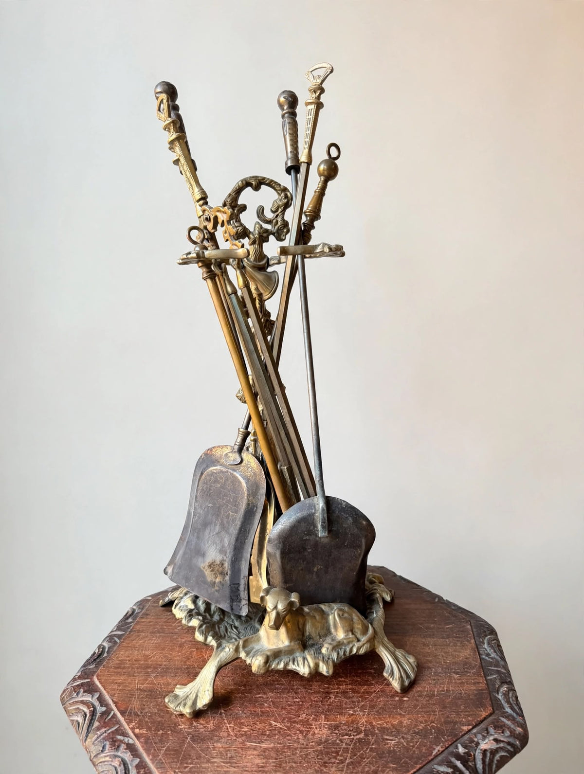 Ornate Brass Fireplace Tool Set Hunting Dog Stand 8 Pc Hearth Companion 21.5 in
