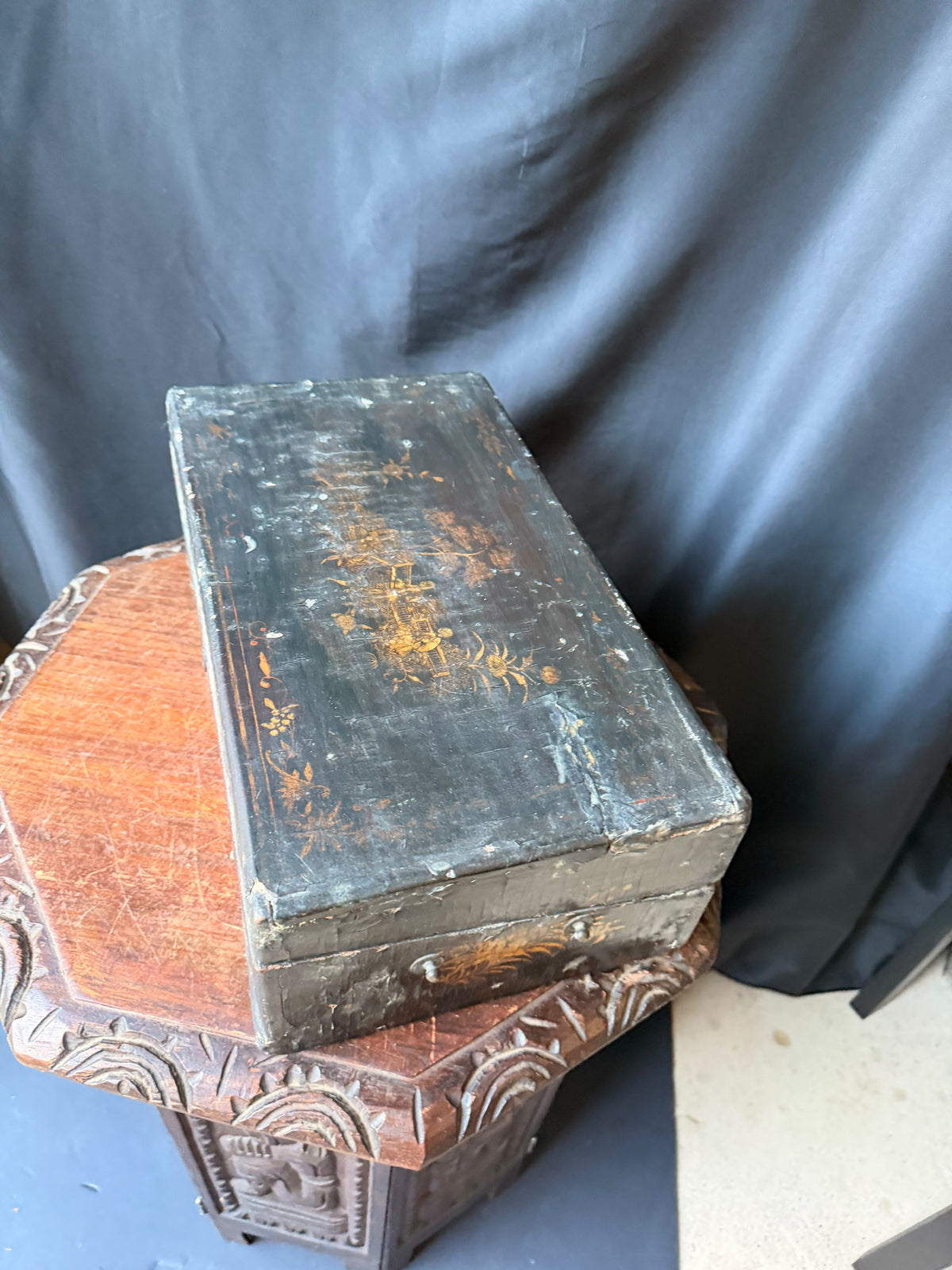 Antique Chinese Export Black Gilt Lacquer Work Box Drawer Figures Qing 19th C