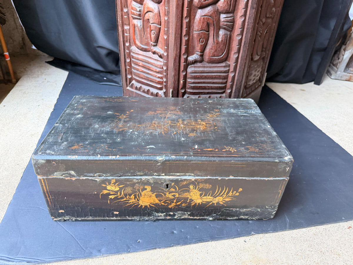 Antique Chinese Export Black Gilt Lacquer Work Box Drawer Figures Qing 19th C