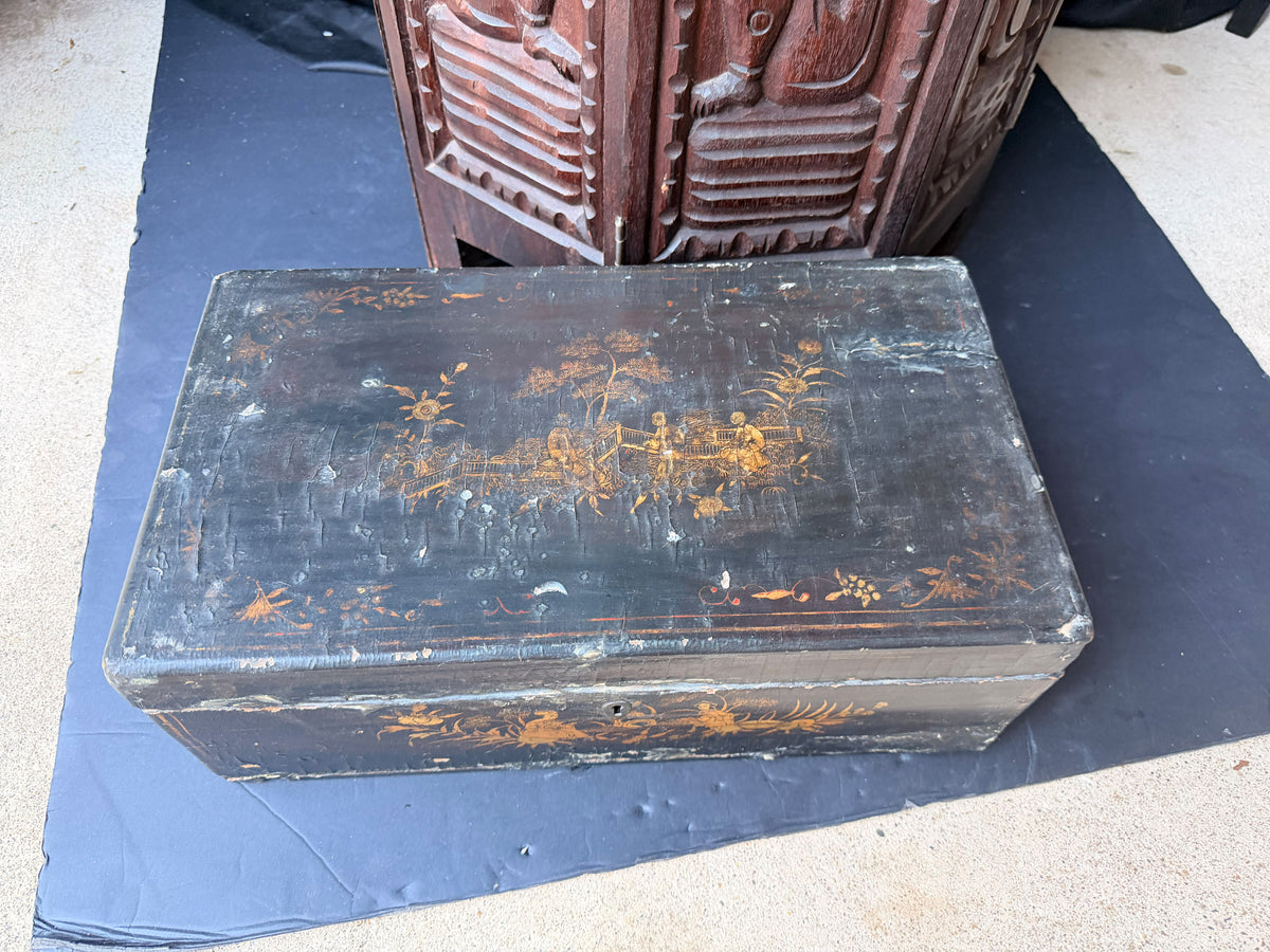 Antique Chinese Export Black Gilt Lacquer Work Box Drawer Figures Qing 19th C