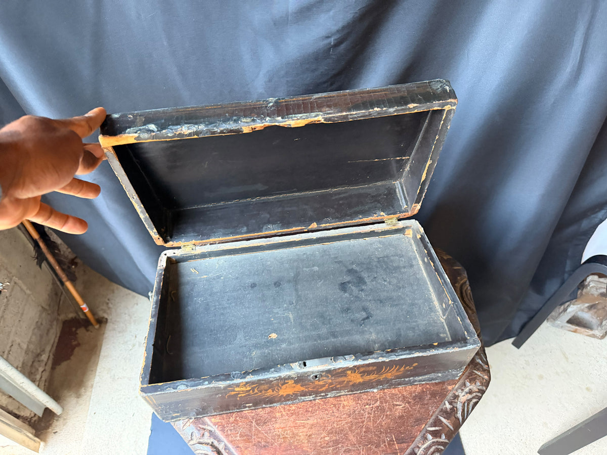 Antique Chinese Export Black Gilt Lacquer Work Box Drawer Figures Qing 19th C