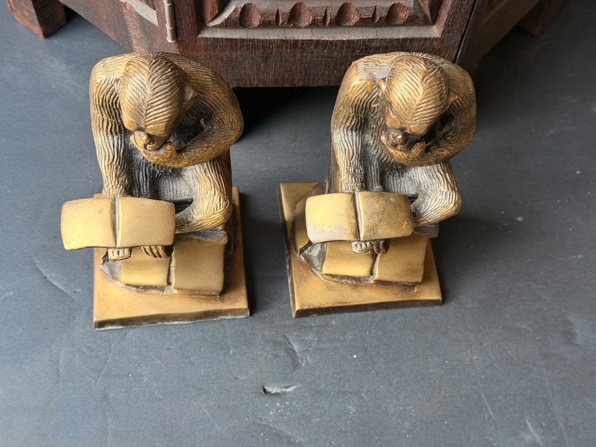 Brass Monkey Bookends Pair Darwin Thinking Chimpanzee Reading Books 7 in