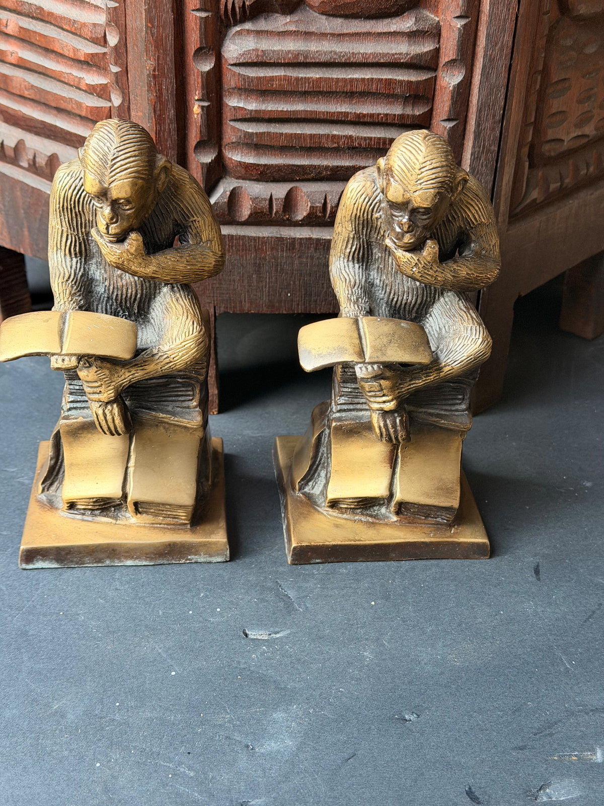Brass Monkey Bookends Pair Darwin Thinking Chimpanzee Reading Books 7 in