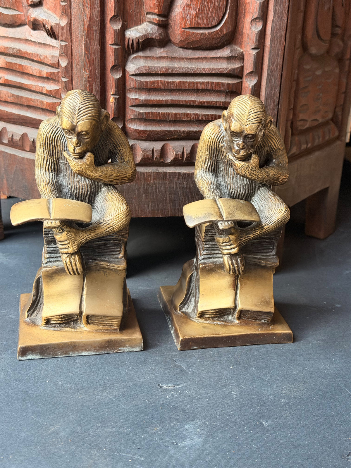 Brass Monkey Bookends Pair Darwin Thinking Chimpanzee Reading Books 7 in