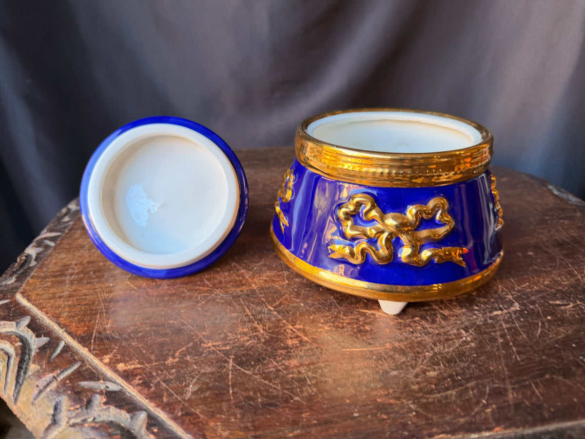 Teleflora Swan Lake Music Box Cobalt Blue Gold Porcelain Trinket Box Works 6.5in