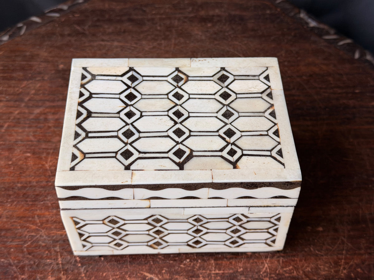 Indian Bovine Bone Inlay Wooden Box Geometric Lattice Hinged Jewelry Trinket Box 5.8 in