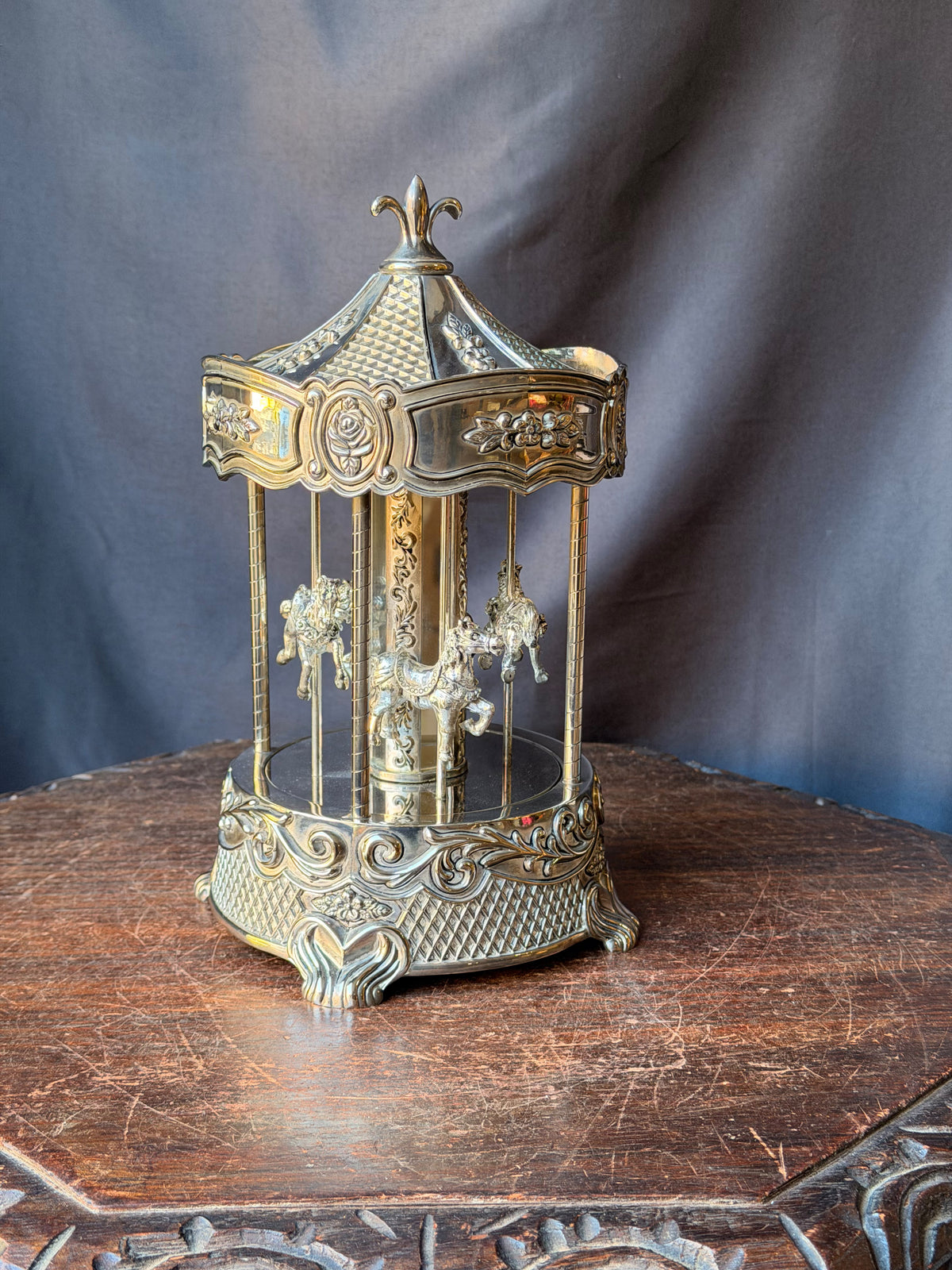 Wallace Silversmiths Silver Plated Musical Carousel 4 Horses Music Box Working 9 in
