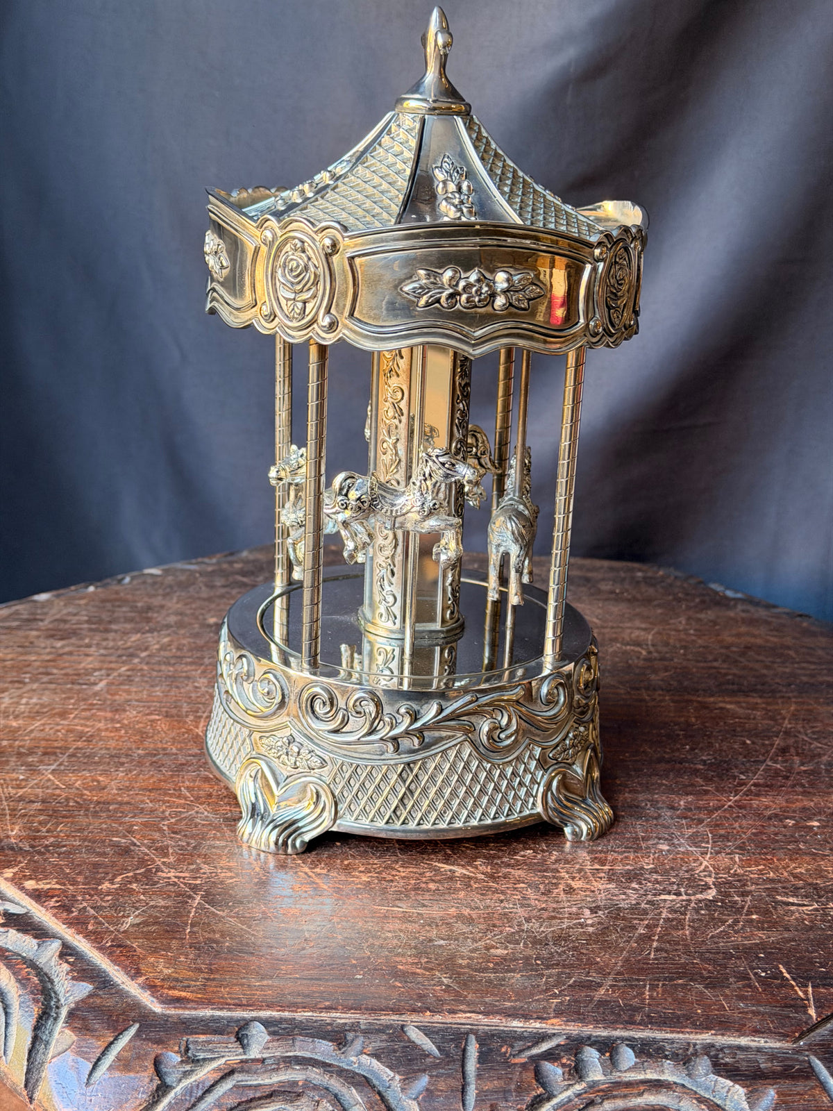 Wallace Silversmiths Silver Plated Musical Carousel 4 Horses Music Box Working 9 in